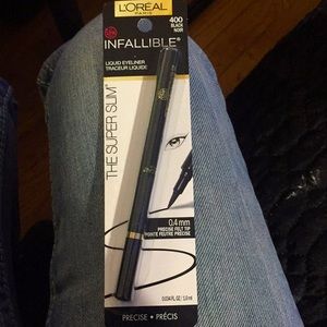 Liquid eyeliner